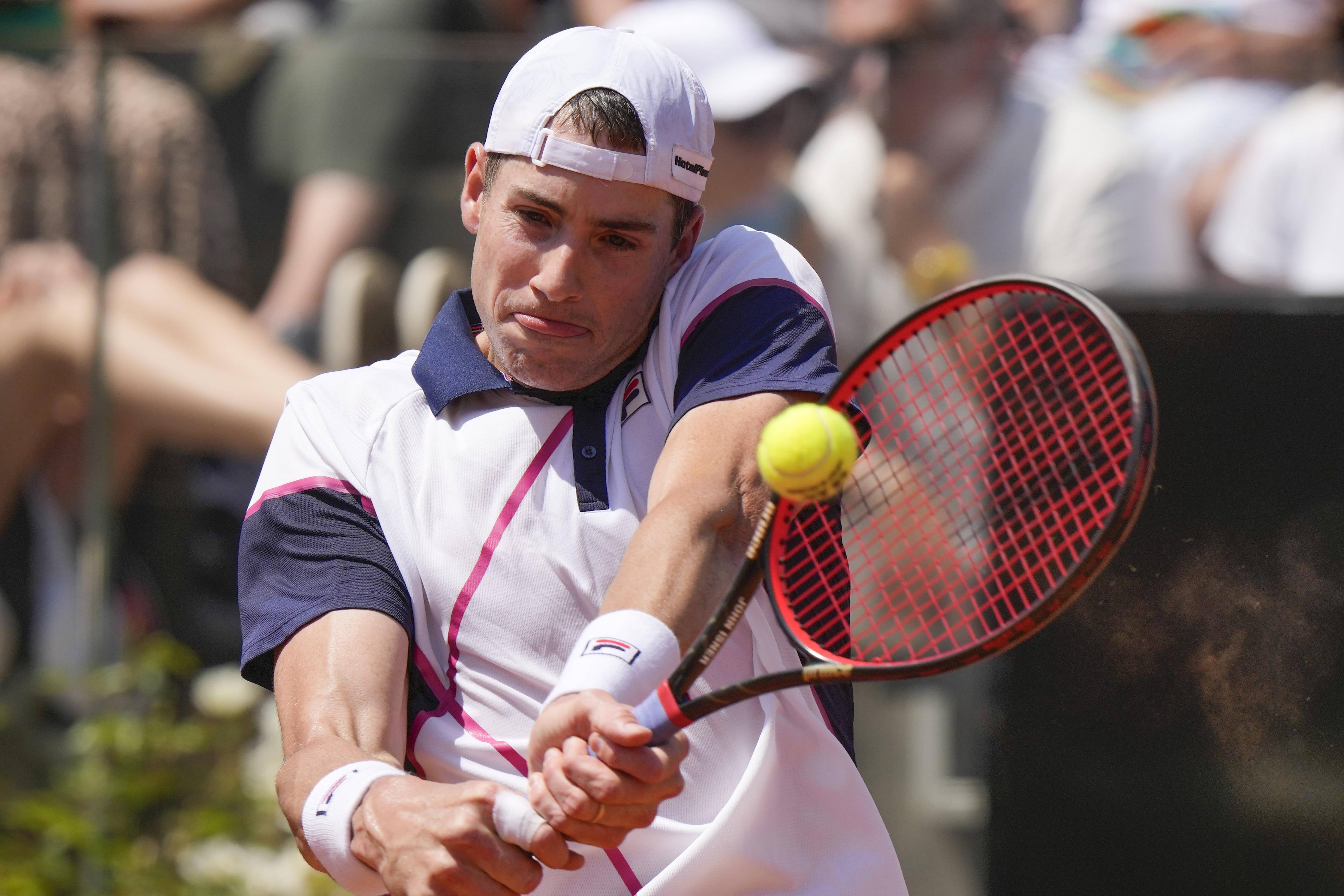 意大利网球队逆转美国网球队,纳达尔统治全场 意大利网球队逆转美国网球队,纳达尔统治全场