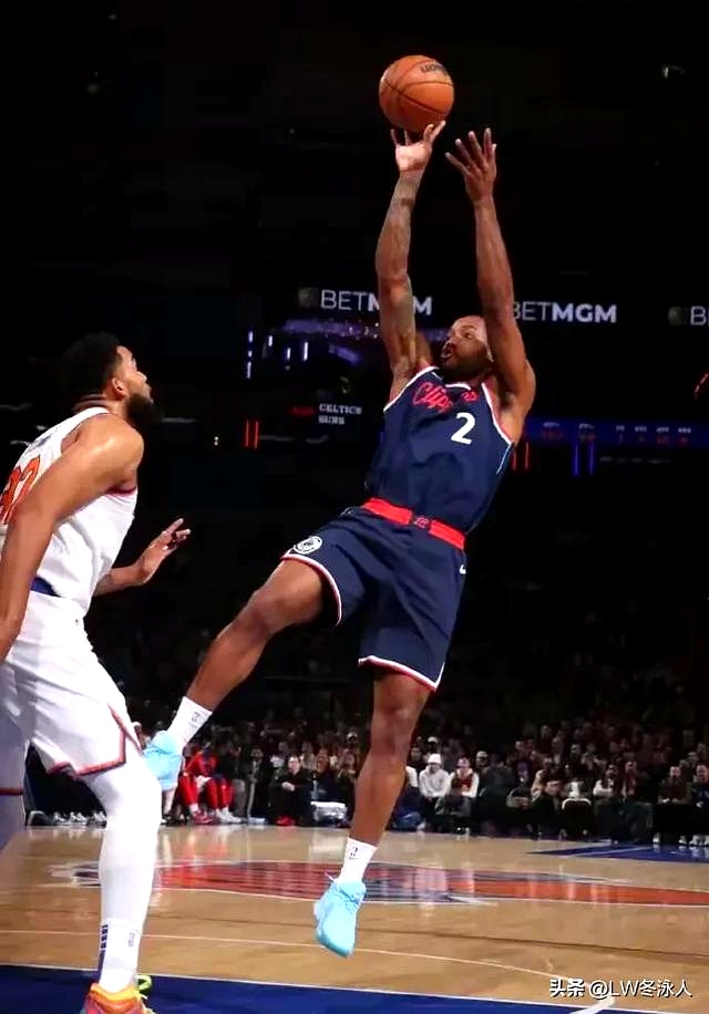 步行者逆转篮网，伦纳德送出助攻