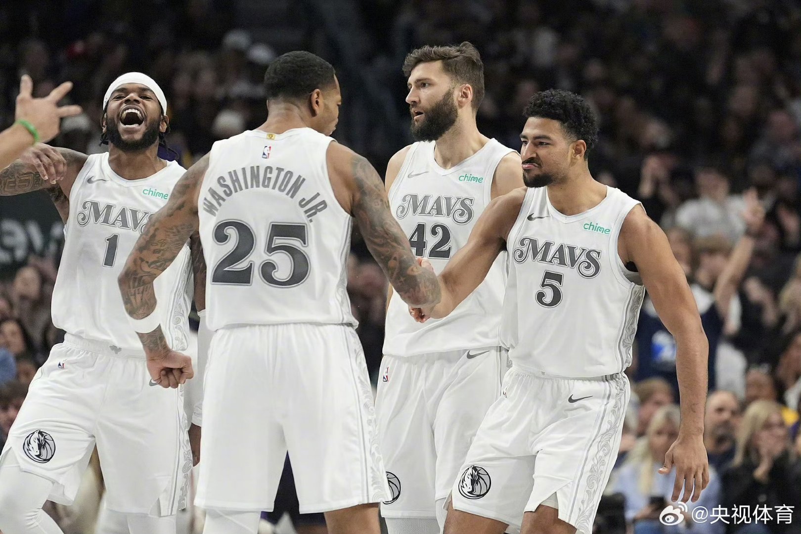 包含凯尔特人绝杀独行侠，汉密尔顿一己之力扛起全队的词条