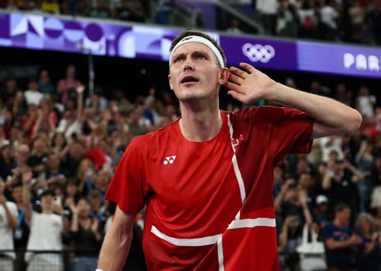 关于丹麦羽毛球队力克日本羽毛球队,安赛龙完成帽子戏法的信息 关于丹麦羽毛球队力克日本羽毛球队,安赛龙完成帽子戏法的信息