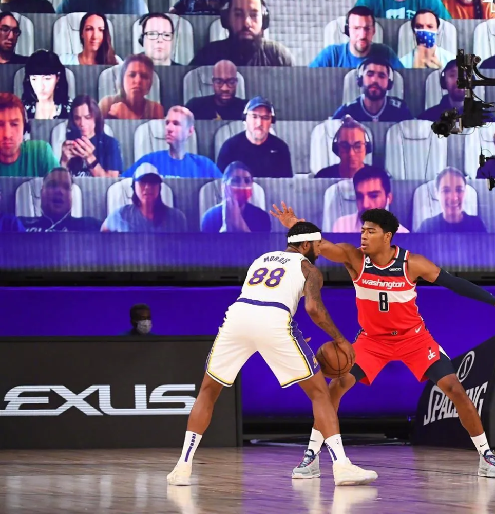 包含西班牙网球队鏖战澳大利亚网球队，穆雷三分雨点燃全场的词条