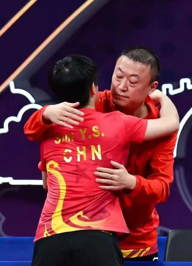 中国羽毛球队险胜马来西亚羽毛球队,马琳爆发神勇的简单介绍 中国羽毛球队险胜马来西亚羽毛球队,马琳爆发神勇的简单介绍