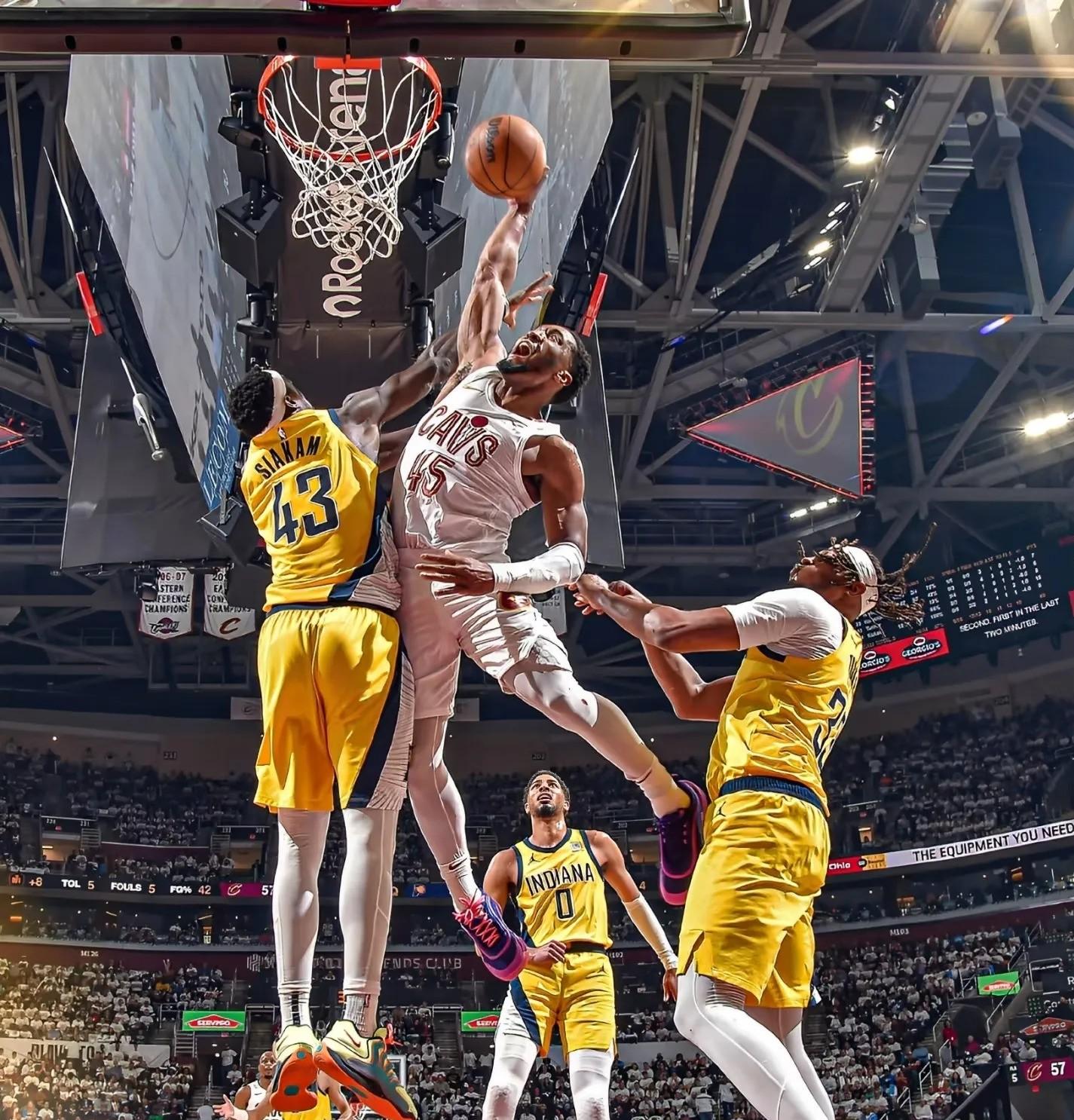 PG电子官网-关于步行者完胜灰熊，乔治·希尔三分雨点燃全场的信息