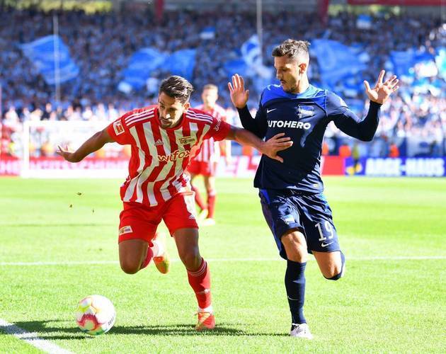 关于莱万特主场胜出，暂时避开降级区的信息