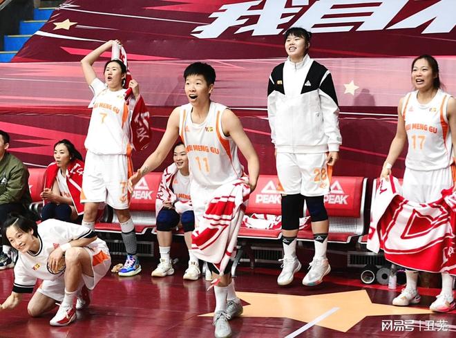 球队智慧战术谋胜,造成对手不安 球队智慧战术谋胜,造成对手不安