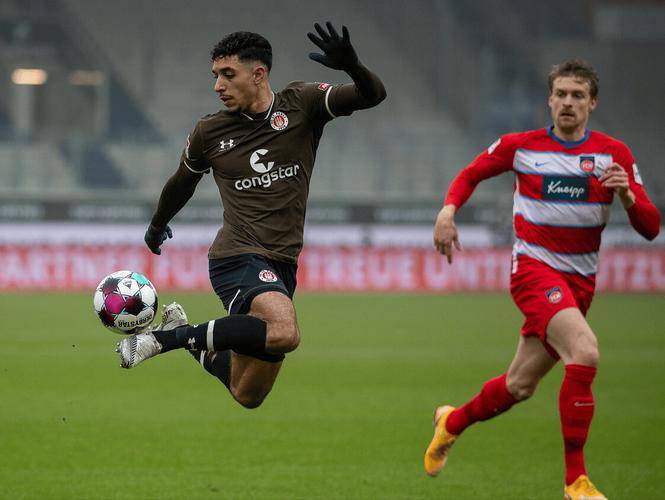 PG电子娱乐官网下载-汉诺威主场战平弗莱堡，保持不败