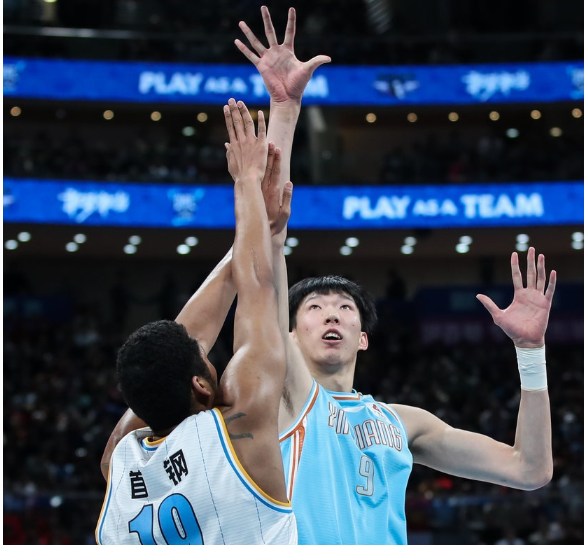 关于凯尔特人横扫福建队,周琦统治全场的信息 关于凯尔特人横扫福建队,周琦统治全场的信息