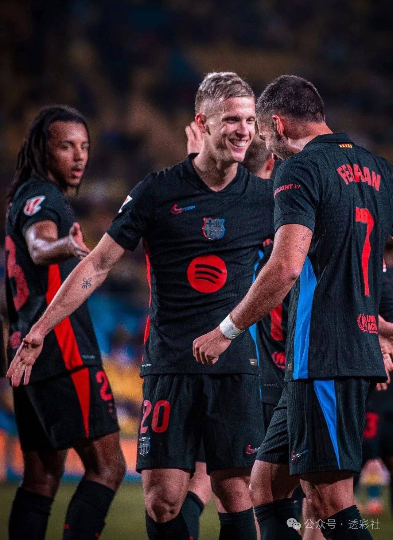 包含亚眠客场力克甘冈，豪取三分的词条