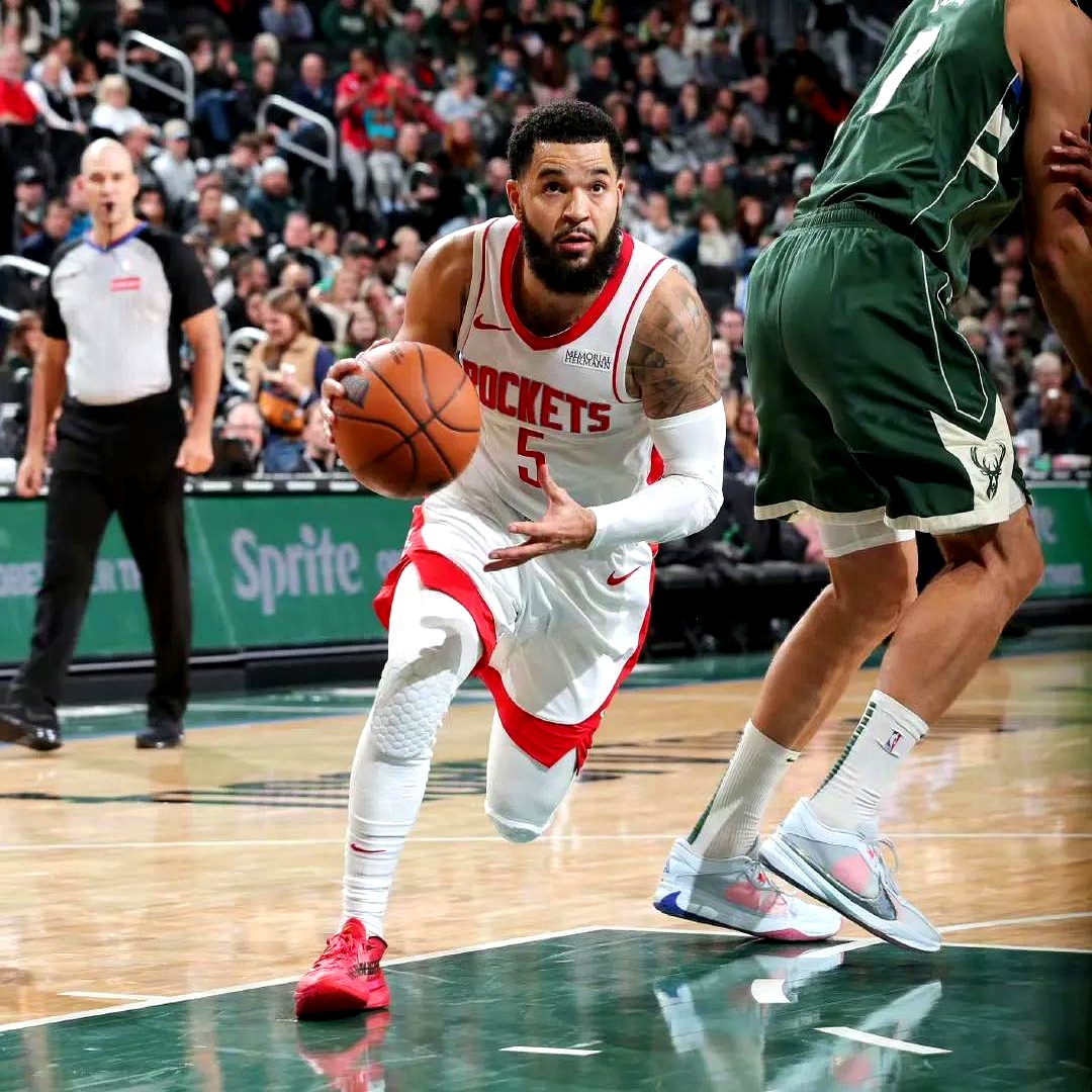 PG电子官网-辽宁队完胜爵士，范弗利特高光表现