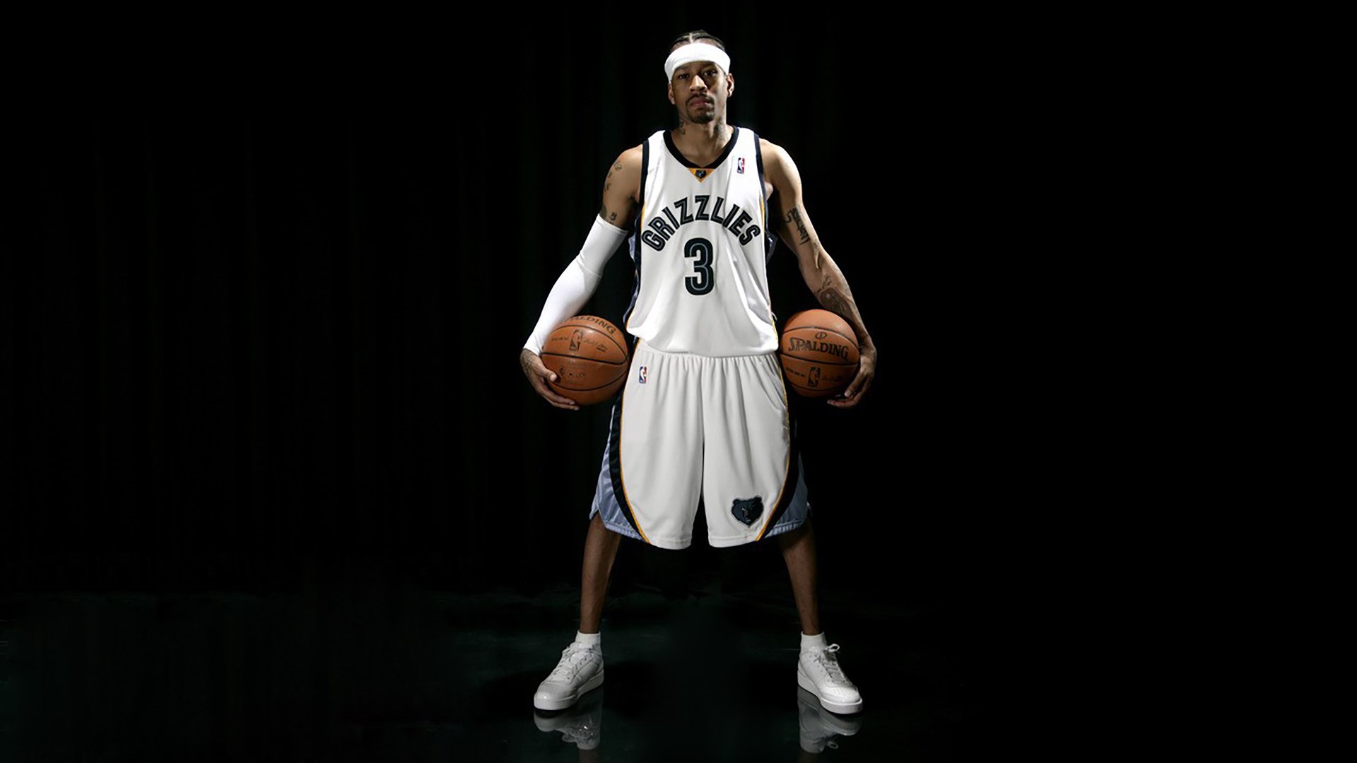 西甲国家德比之夜,库里带队取胜,跨越时空的竞技传奇