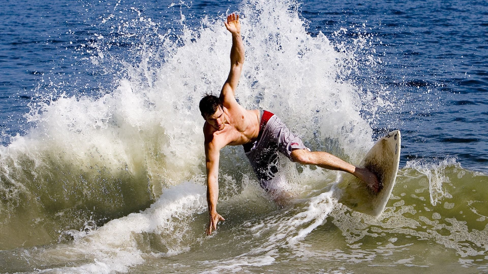 冰与火的终章，当皮克对手的宿命，遇上冰岛压哨的永恒回响