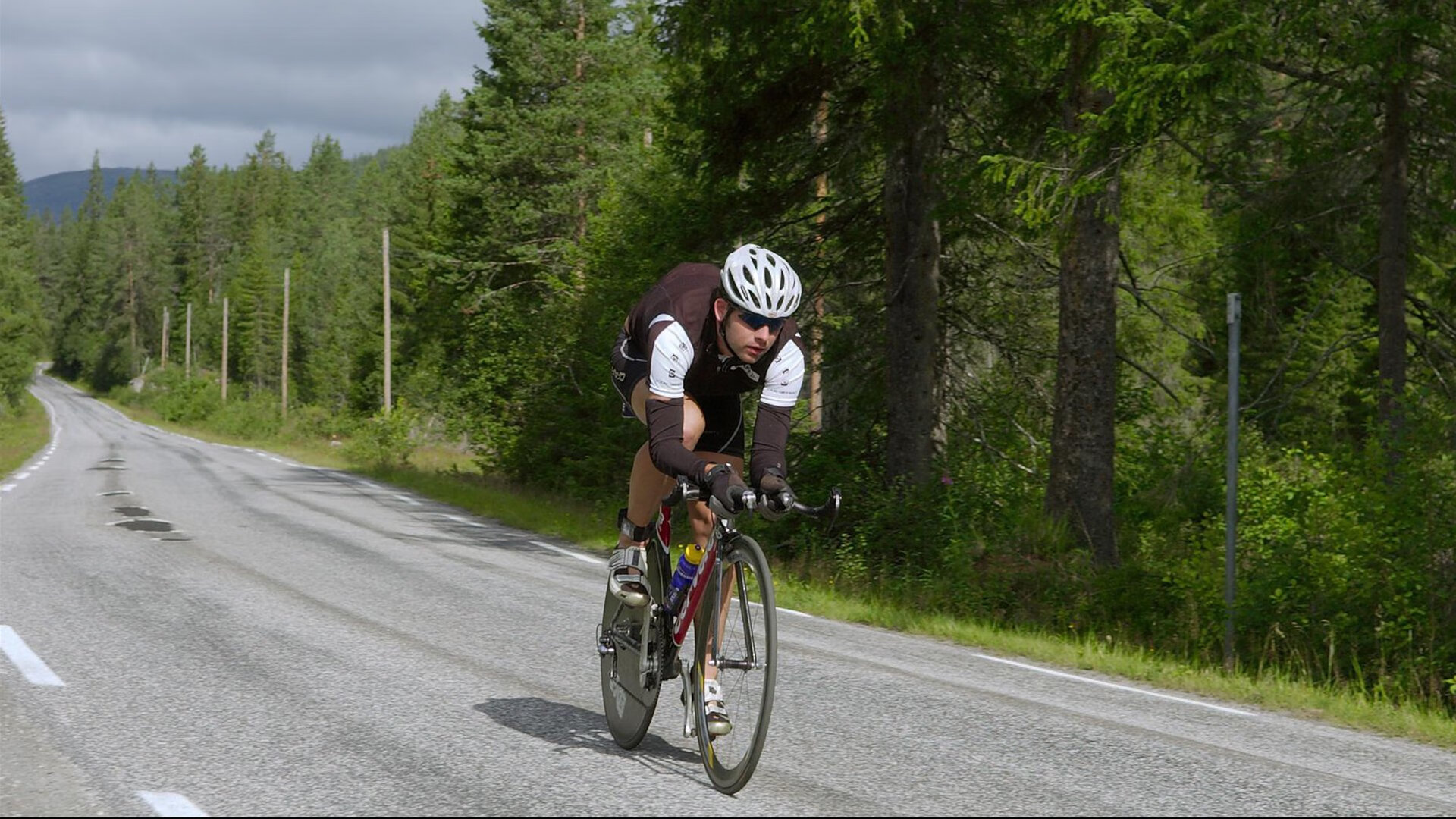 姆巴佩，巴黎的夜，王者的冠