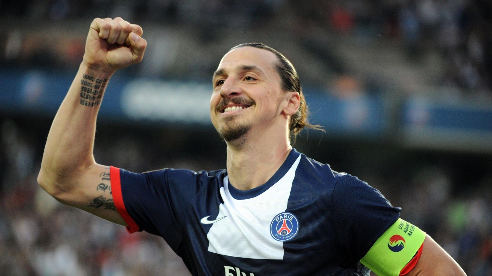 逆风飞驰的橙海，维斯塔潘的不可复制之路，与红牛王朝在法拉利铁蹄下的唯一倔强